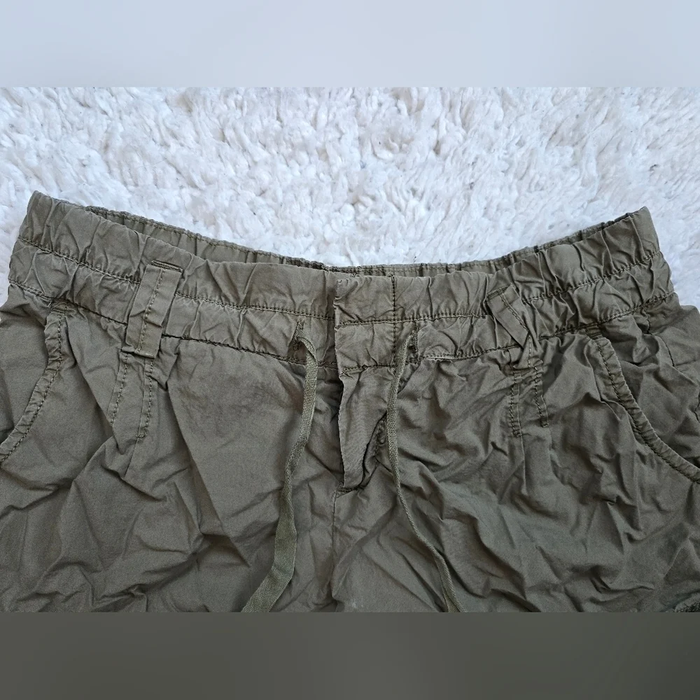 Gap Olive Green Women's Shorts